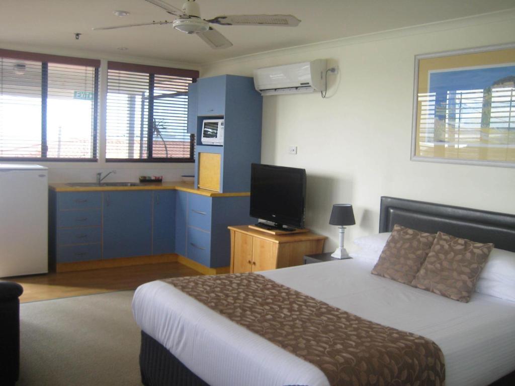 Surf Motel Ямба Стая снимка